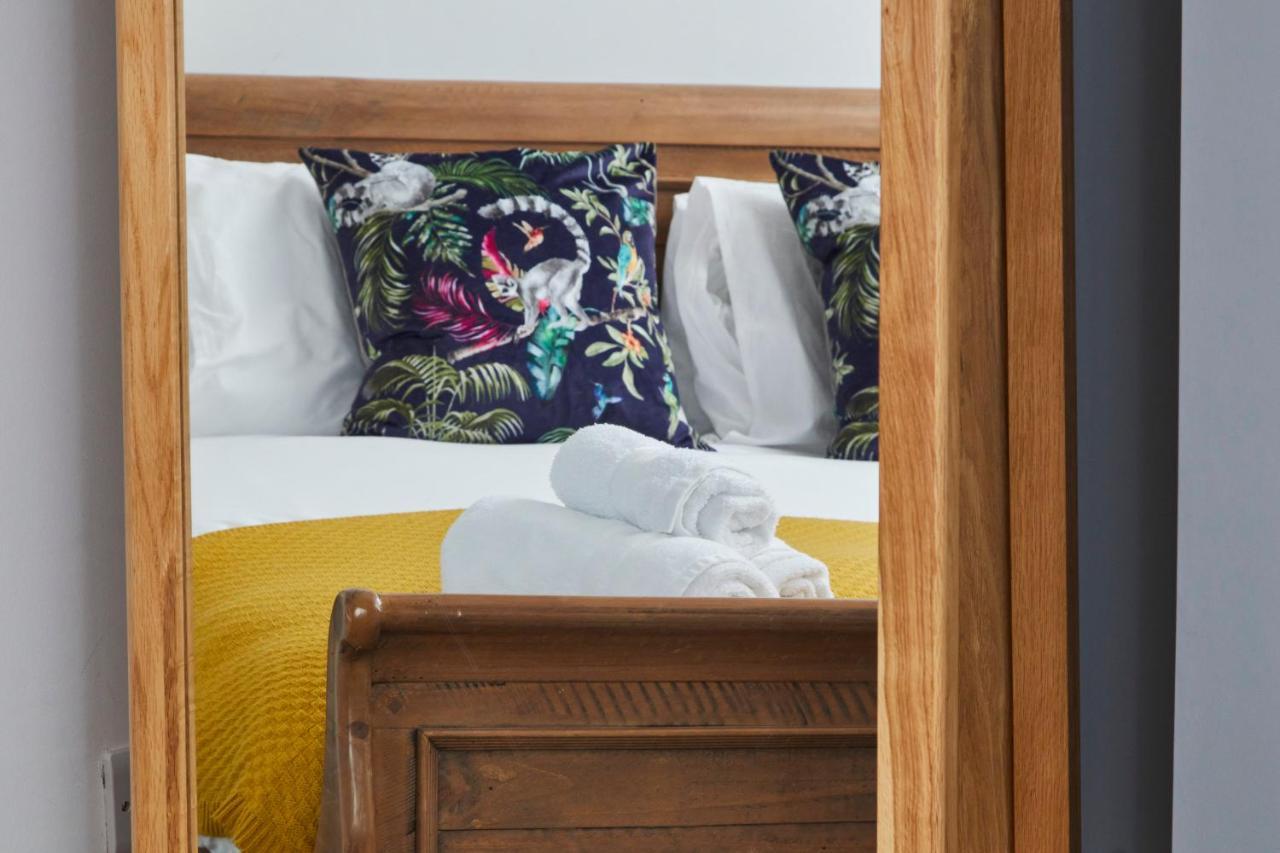 The Nutcracker Suite - Self Check-In, Self-Catering Apartment For East Midlands Airport Kegworth Bagian luar foto